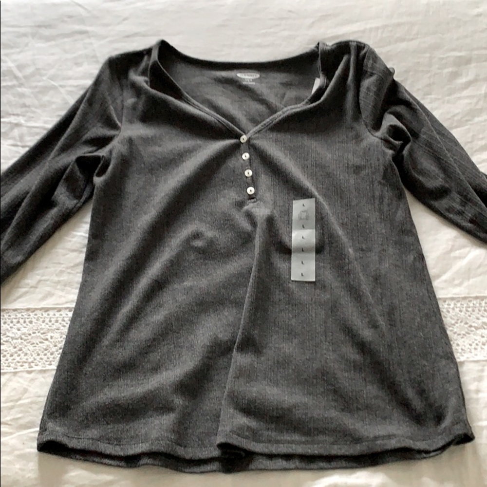 2 light sweater tops from old navy